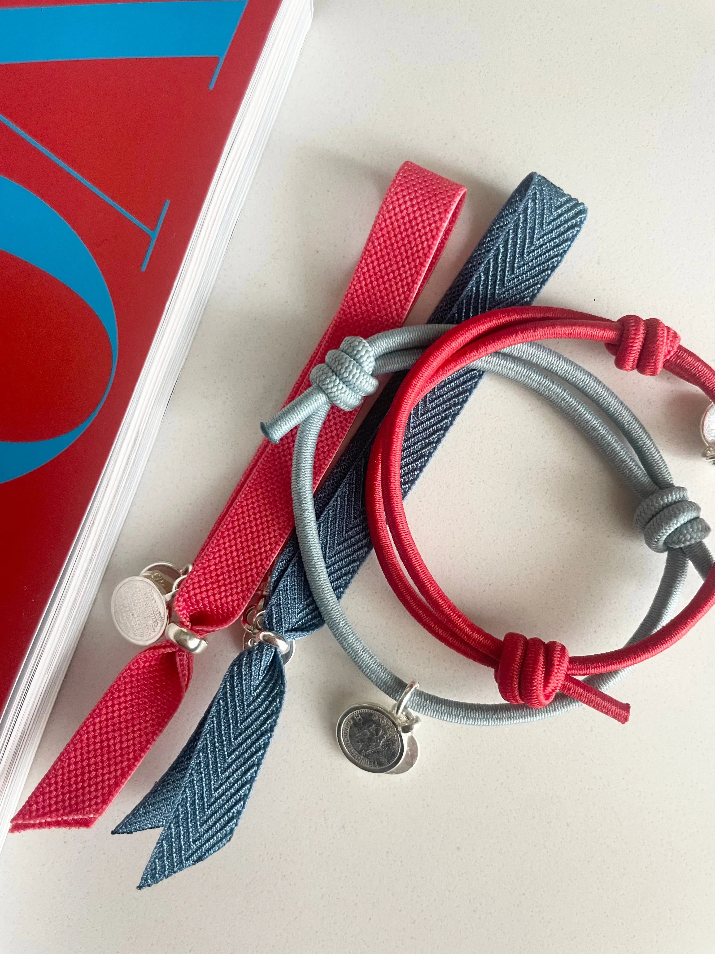 CELESTE BRACELET STEEL BLUE