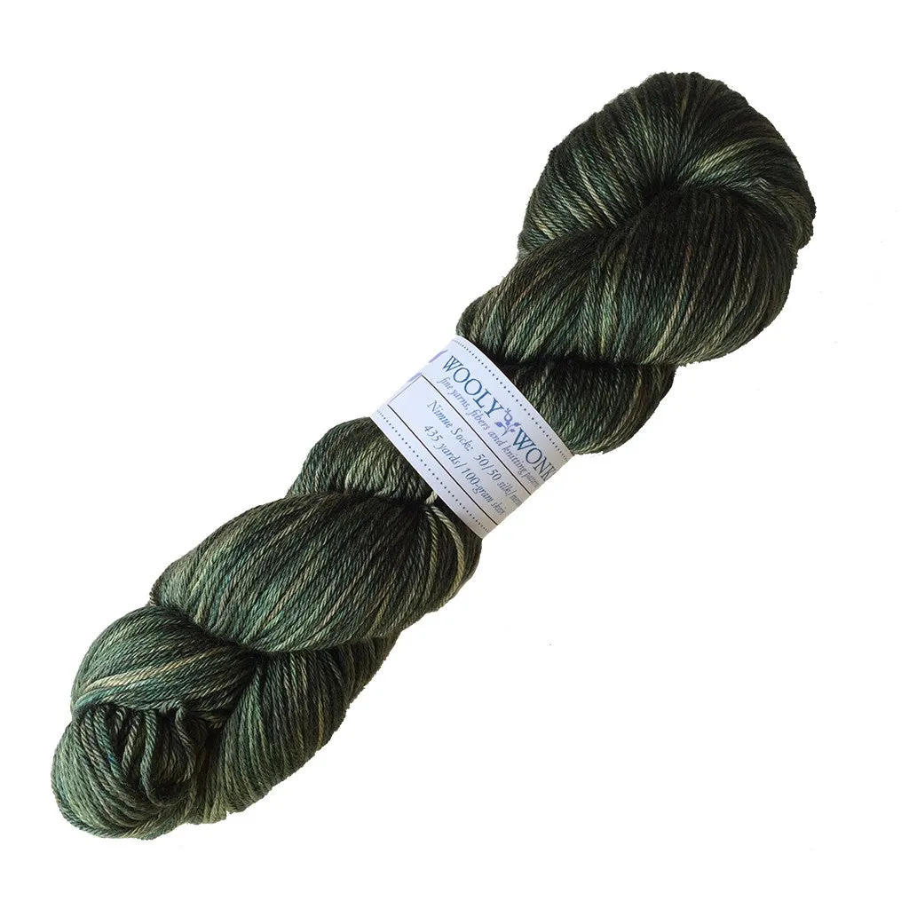Wooly Wonka Fibers Nimue Sock